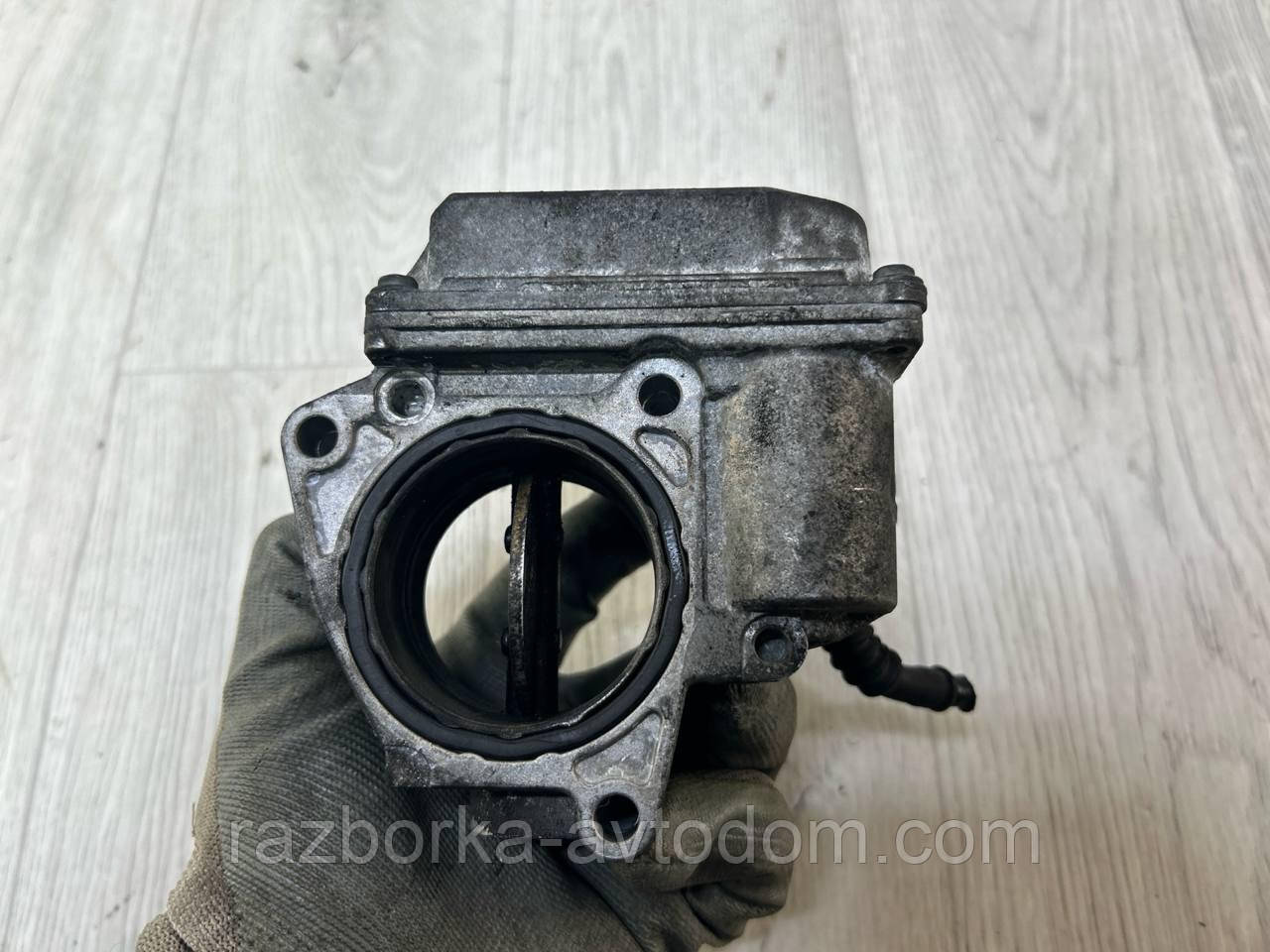 Дросельная заслонка Skoda Superb 1 (02-08), Audi A4, A6, A3, VW Caddy 3, Golf 6, Passat B5, B6, B7 OE:03G128063J