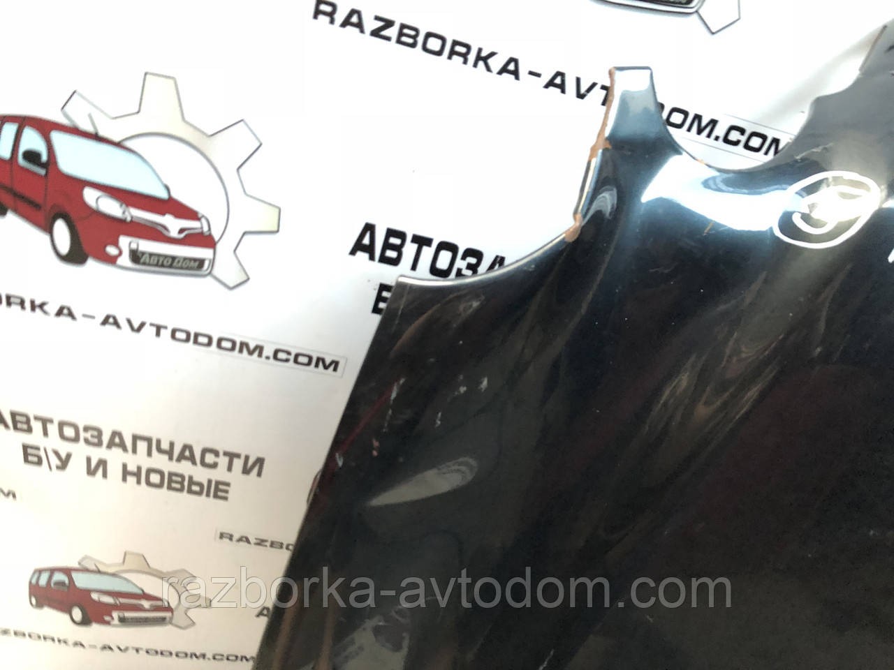 Капот Mercedes E-Class W210 (95-99) OEM 2108800357