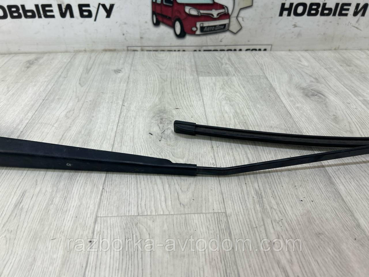 Важіль склоочисника (двірник) передній правий PEUGEOT 407 SW (04-11) OE:6429X5