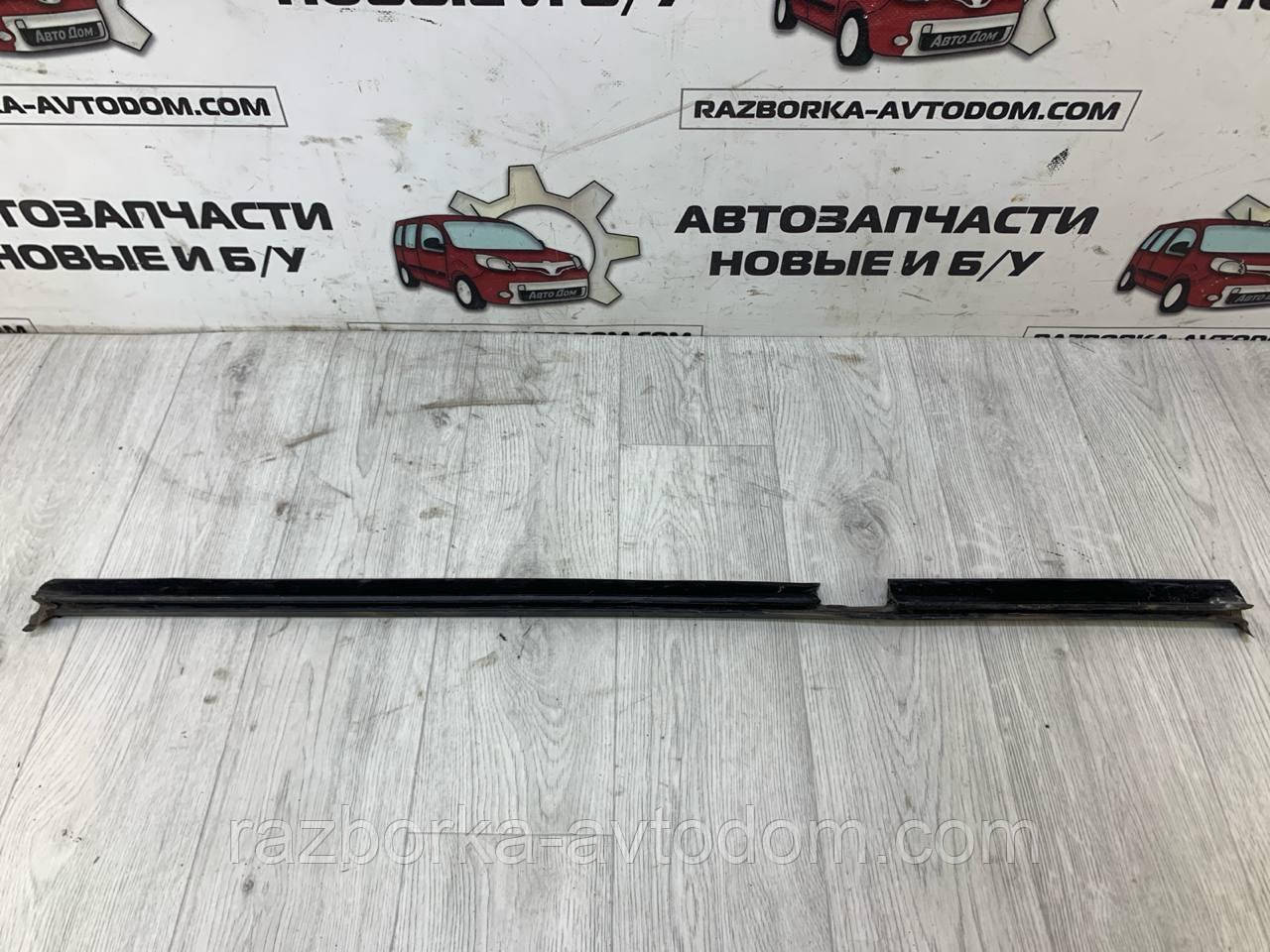Молдинг скла дверей задньої лівої Opel Omega B 2.0i (1994-1999) фото 2