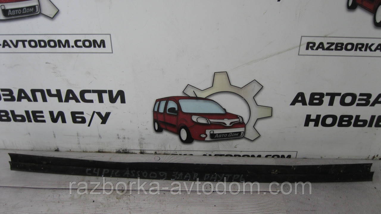 Ущільнювальна гумка скла дверей задньої правої (внутрішньої) Citroen C4 Picasso (06-13) OE: 9310J1 фото 2