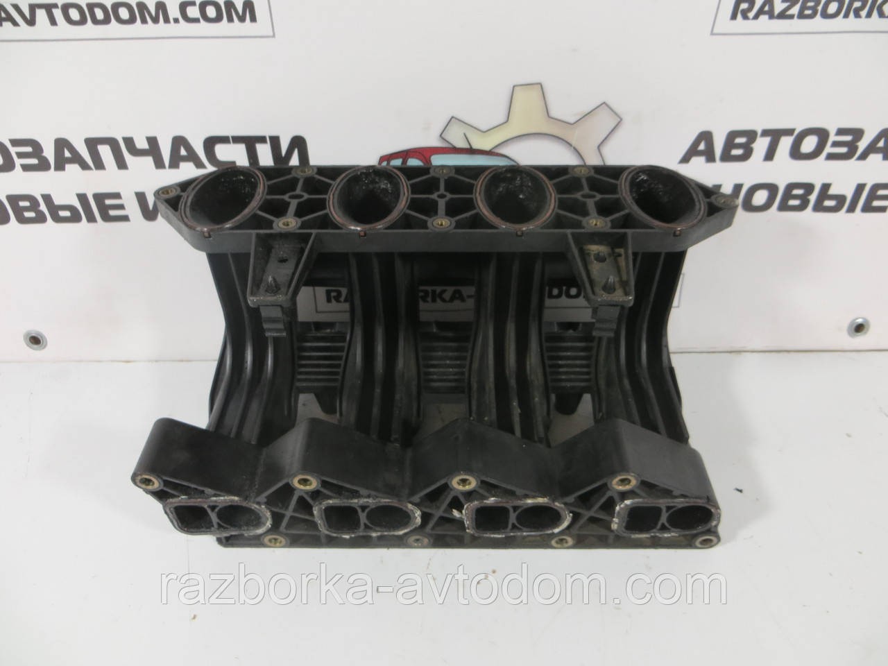 Колектор впуск. ниж. MB Vito 638 (95-06) 2.2CDI 6110900637