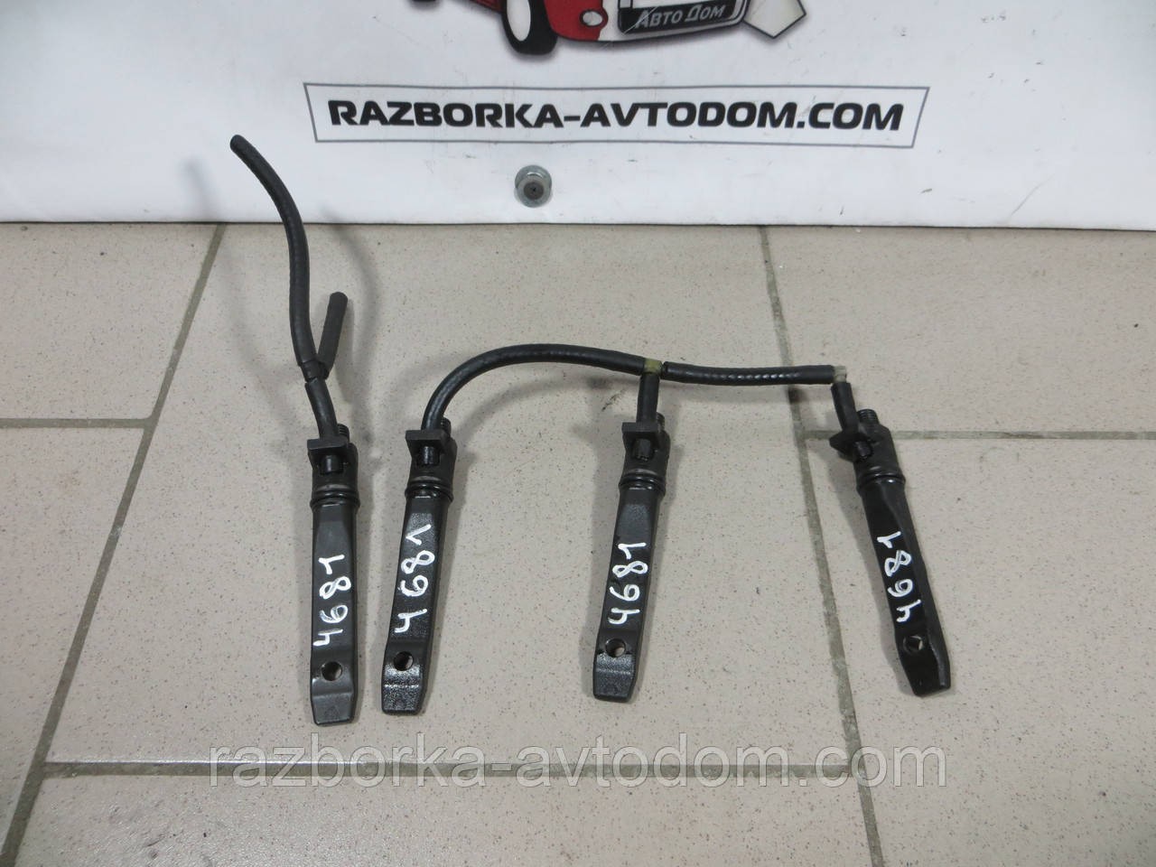 Кронштейн форсунки (Комплект 4 шт) Opel Zafira A (1999-2005) 2.0DTI 16V OE: 90573868