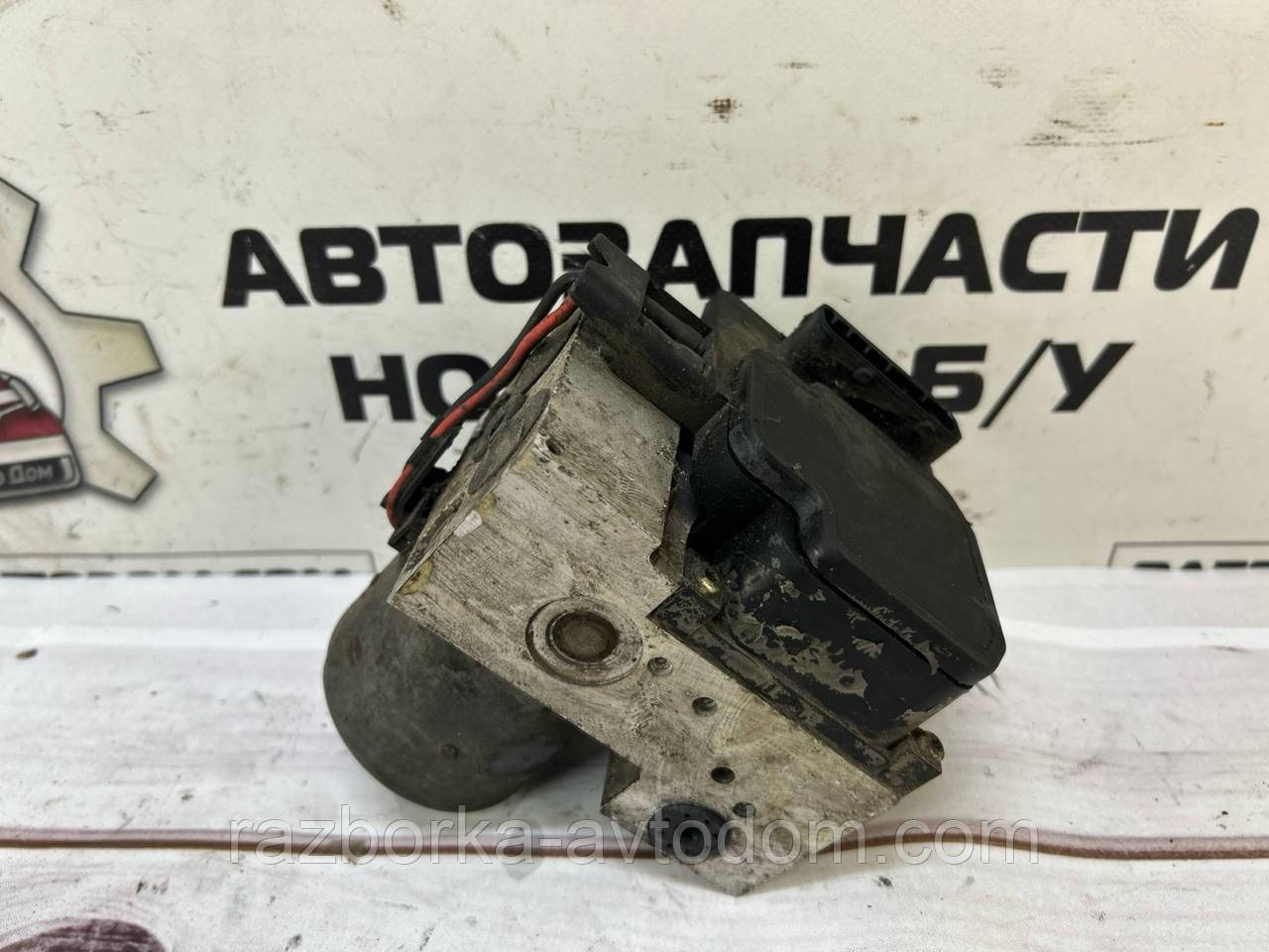 Блок ABS АБС під ESP VW Passat B5 (96-05), Audi A8 94-02, A6 97-04, A4, Skoda SuperB OE:0265202401 фото 2