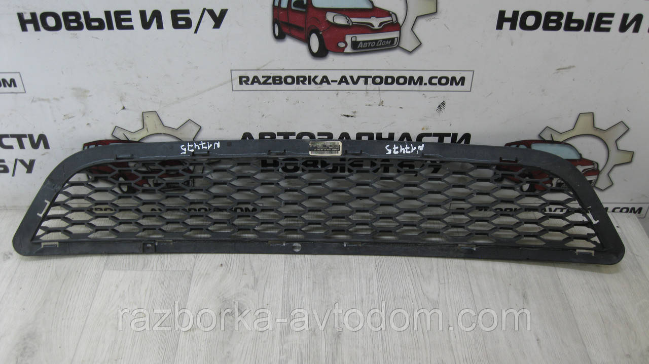 Решітка бампера переднього Dodge Journey (2008-), OE: 4011070029AC
