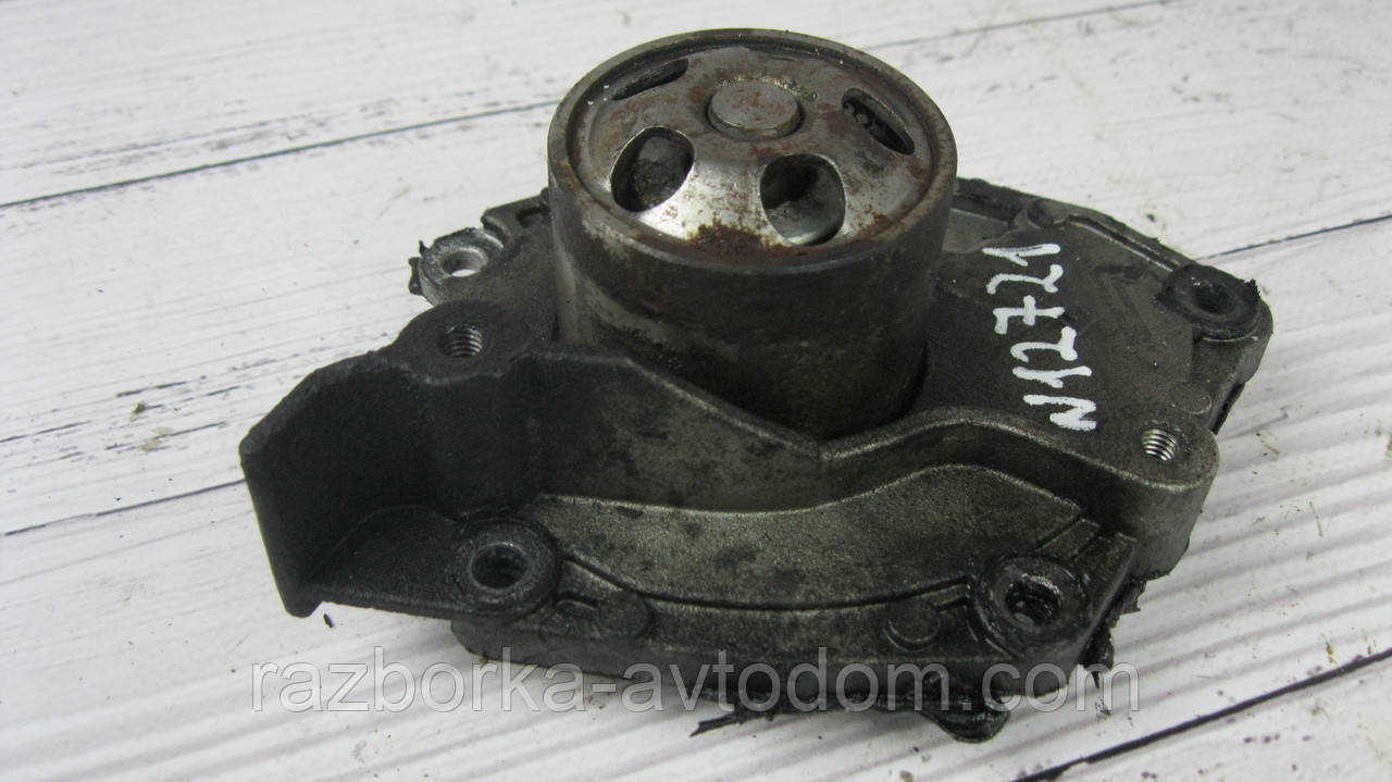 Помпа (водяний насос) Renault Laguna 2, Scenic 2, Clio 3, Kangoo, Trafic, Opel Vivaro 1.9 DCI OE: 7701472182