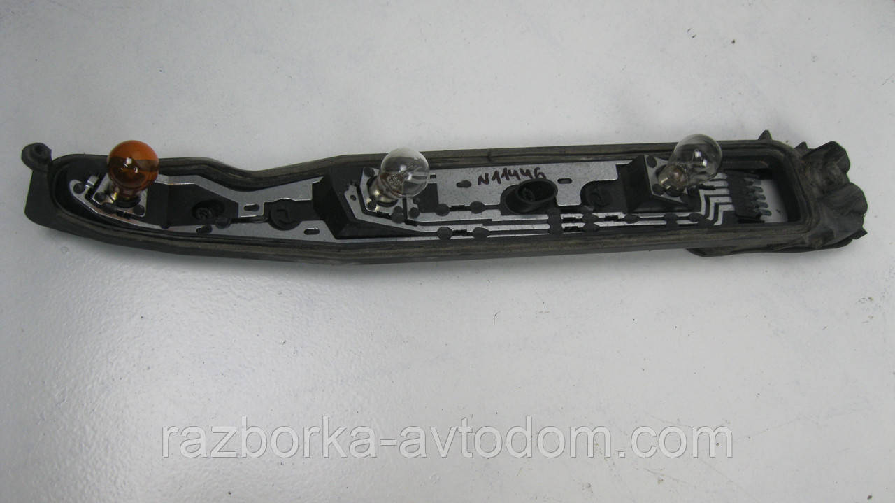 Плата заднього лівого ліхтаря Opel Corsa C (2000-2012) OE:9196365