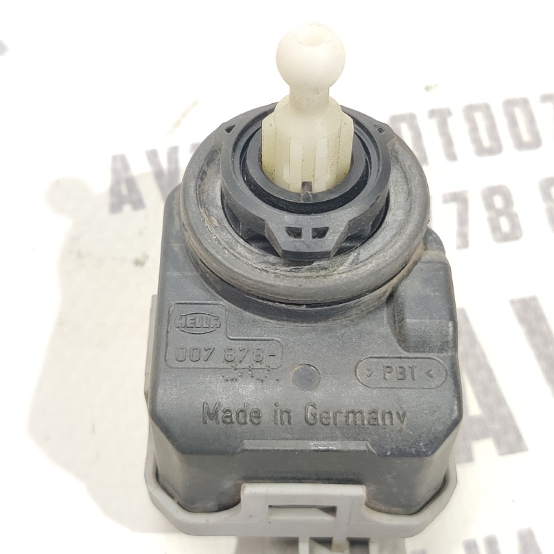 Моторчик коректора фар Opel Astra G (97-04) 2.0D 90590665