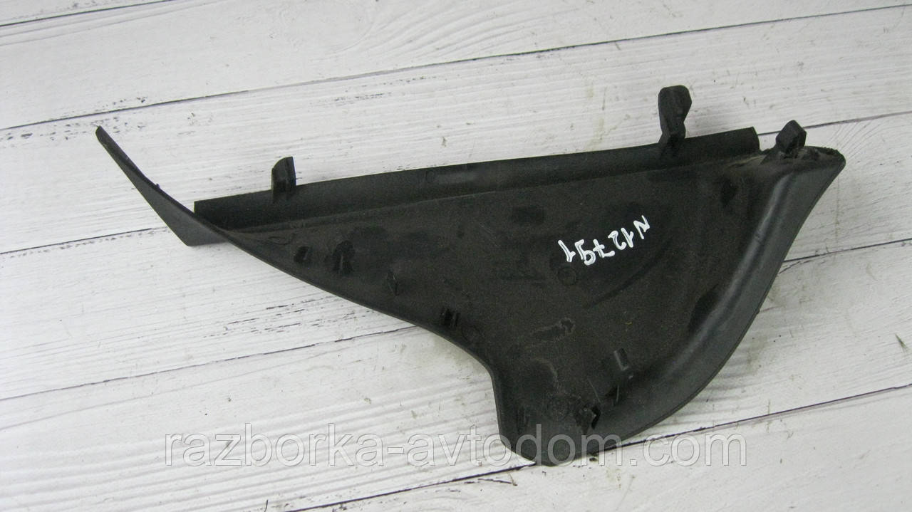Накладка (заглушка) торпеди права Citroen C4 (2004-2010) OE:9646339877