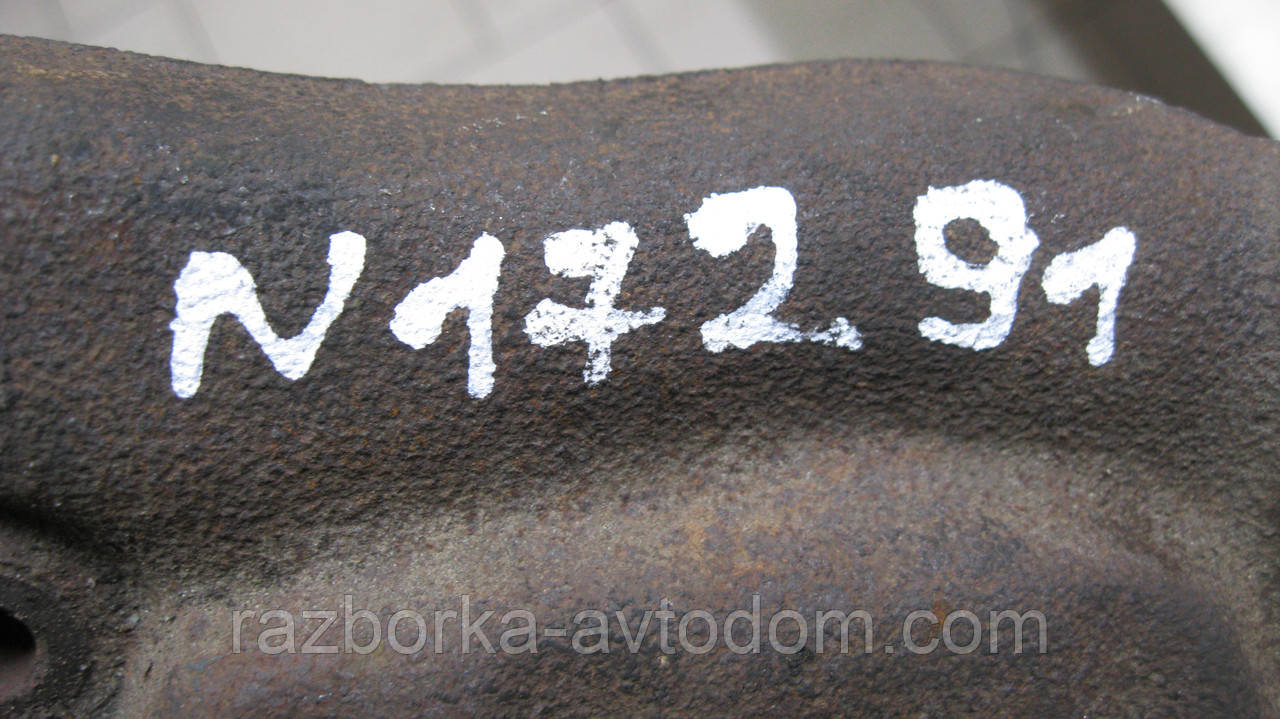 Колектор випускний VW Transporter T4, Sharan, Golf 3, Passat B4, Vento 1.9TDI OE: 028253033T