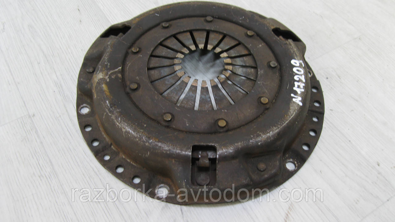 Кошик зчеплення Luk VW Passat B3, Audi 80 B2, 90 B2 Coupe 1.3/1.5/1.6TD OE: 068141117B