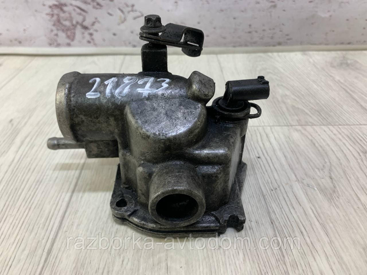 Корпус термостата 2,2CDI Mercedes Vito W638 (96-03) OE:A6112030575