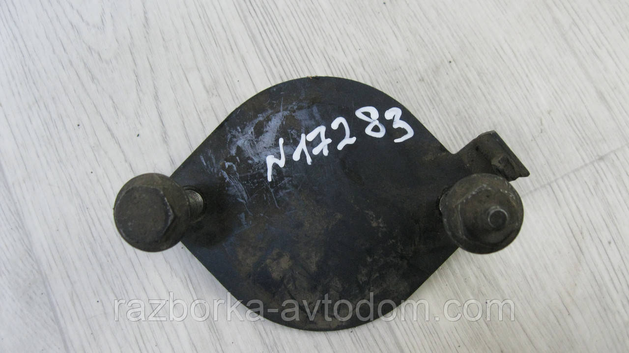 Кришка двигуна (заглушка) VW Transporter T4 (1990-2003) 2.4D 2.5TDI OE: 074103646
