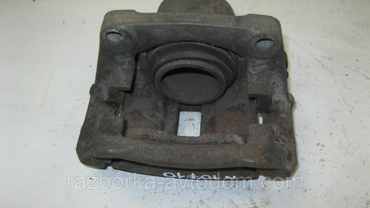 Суппорт передній правий Renault Espace, 18, 20, 21, 25 OE:7701201665