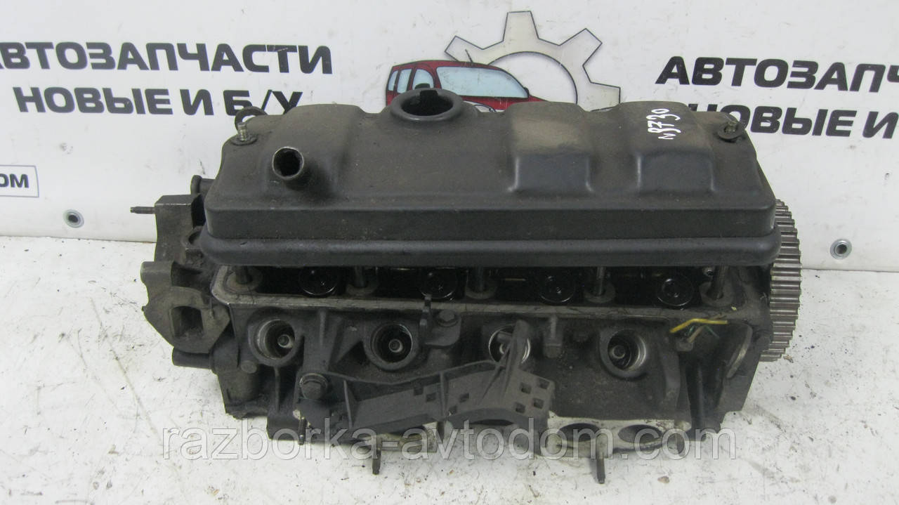 Головка блока циліндрів (ГБЦ) Peugeot 205 1.4 (1986 - 1988) OE: 9602257310