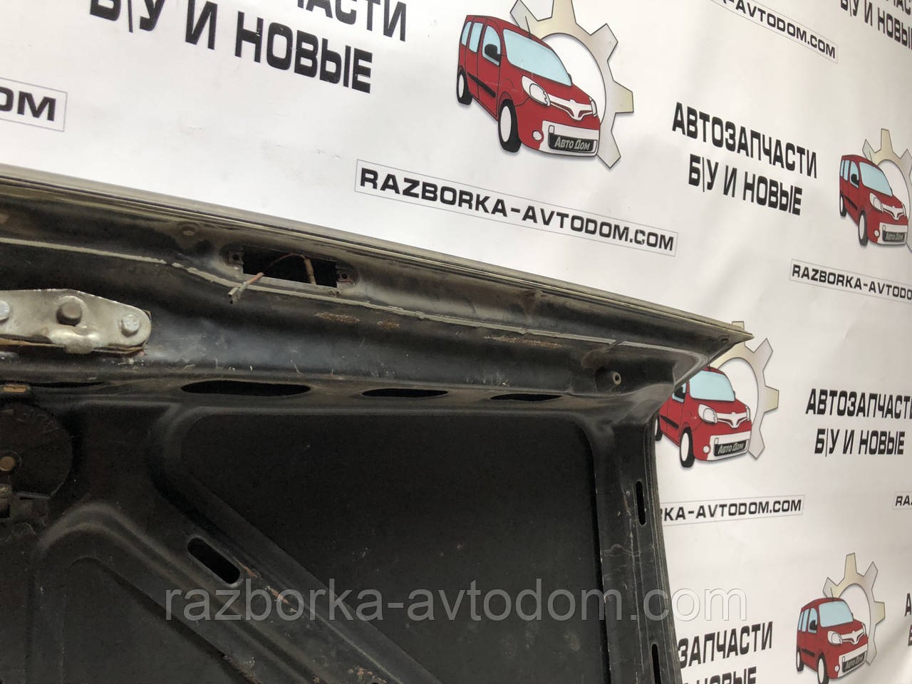 Кришка багажника седан Mercedes E-Class W123 (75-85)