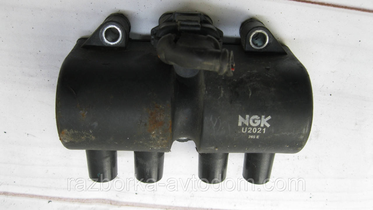 Котушка запалювання Opel Astra G (1998-2004), Corsa C (2000-2012) 1.6i OE:10457870, 19005241