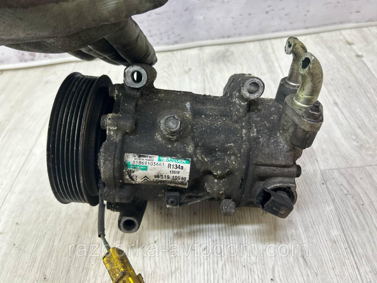 Компрессор кондиционера Peugeot 308 (07-), 5008, 508, Partner (08-) OE:9651910980