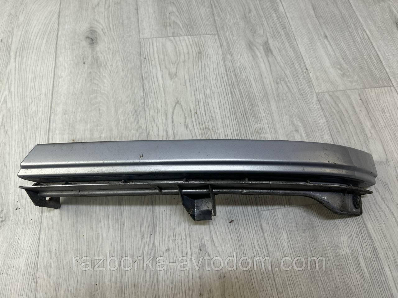 Вії накладка фари лівою Opel Zafira A OE:90580651