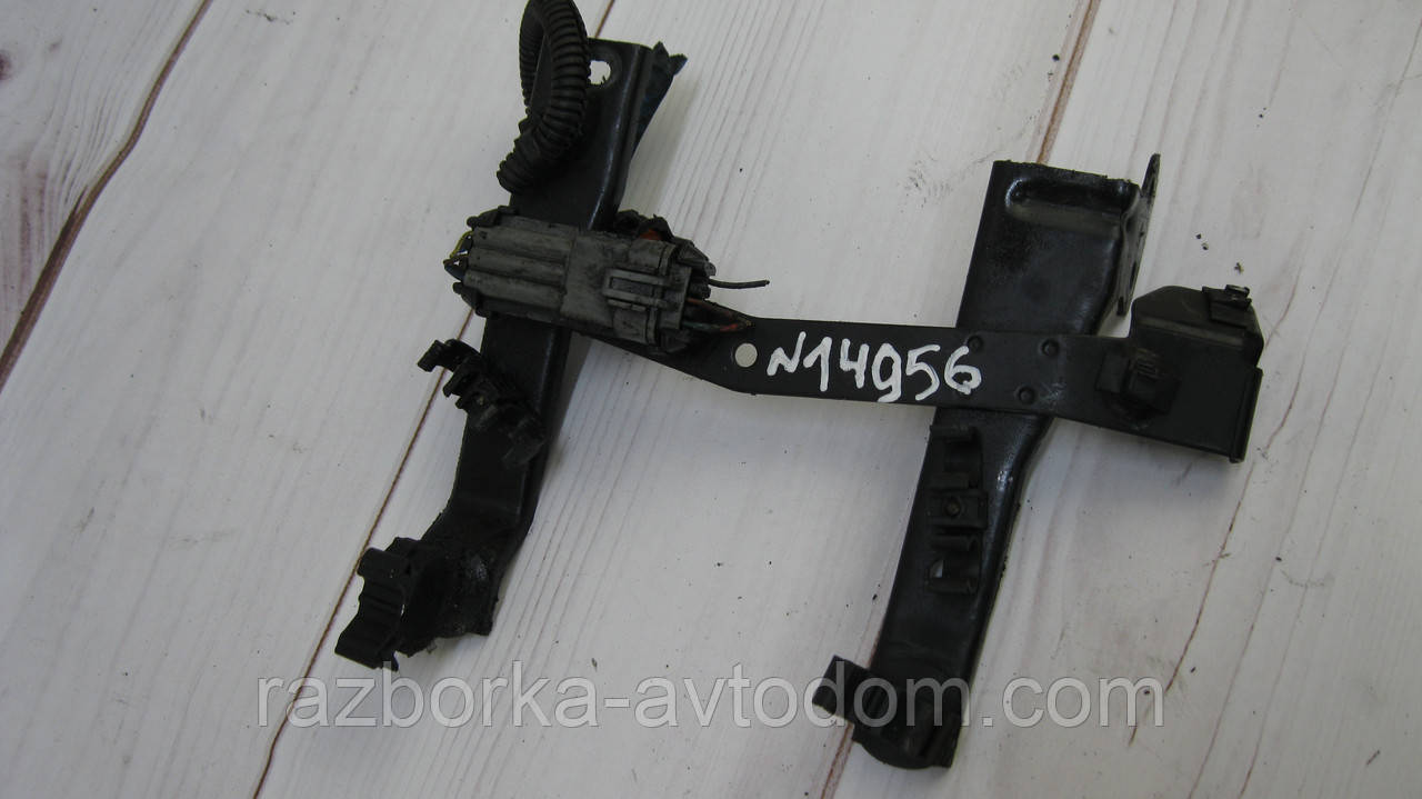 Кронштейн, Кріплення паливних трубок Opel Zafira A, Astra G (1999-2005) OE:24442490