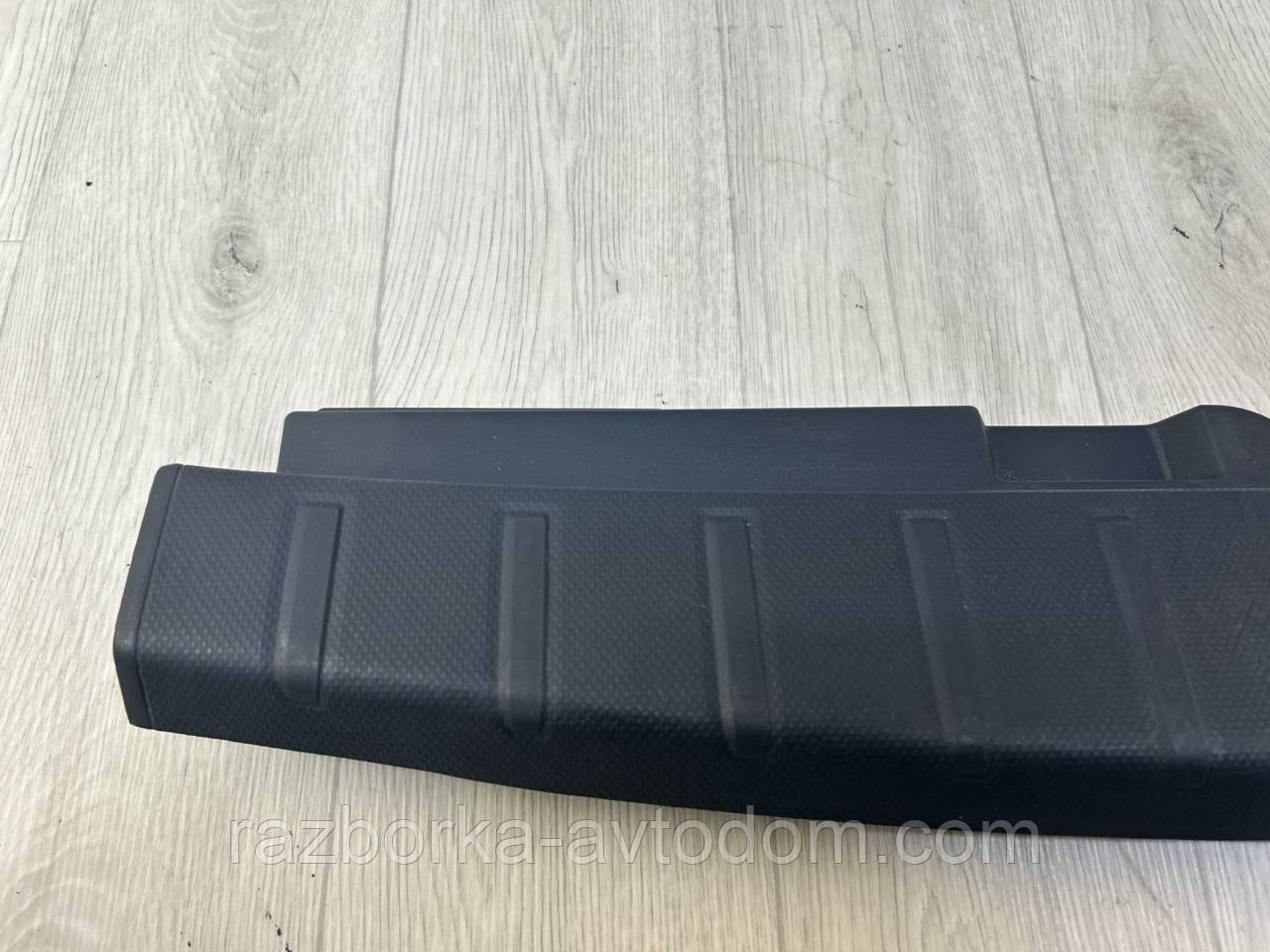 Накладка пластикова багажника subaru outback (2020-2023) OE:95073an00a
