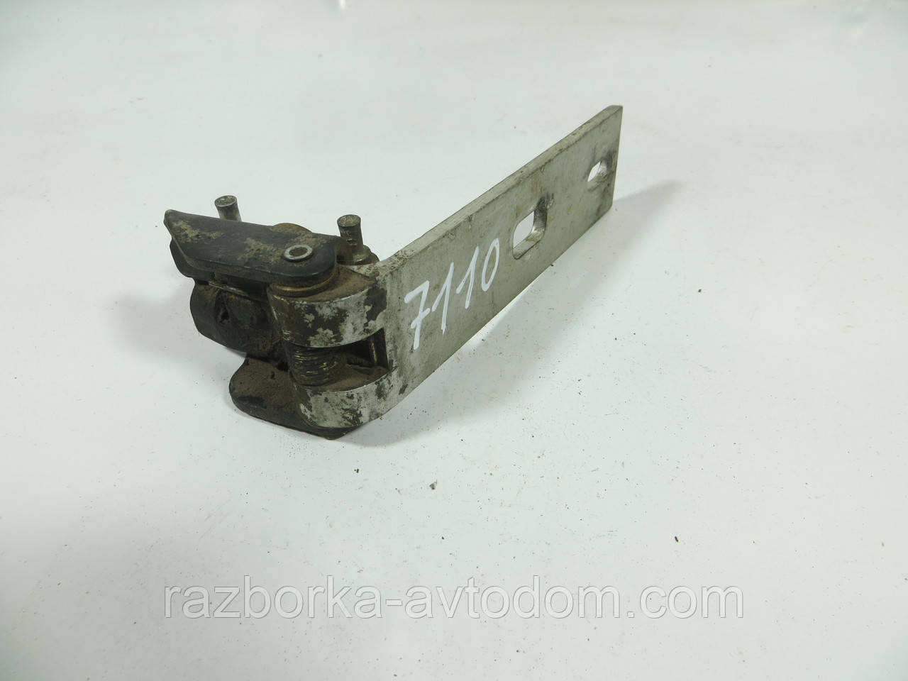 Ролик бічних дверей правий середній FORD TRANSIT (1986-2000) Дефект ОЕ: 1057328