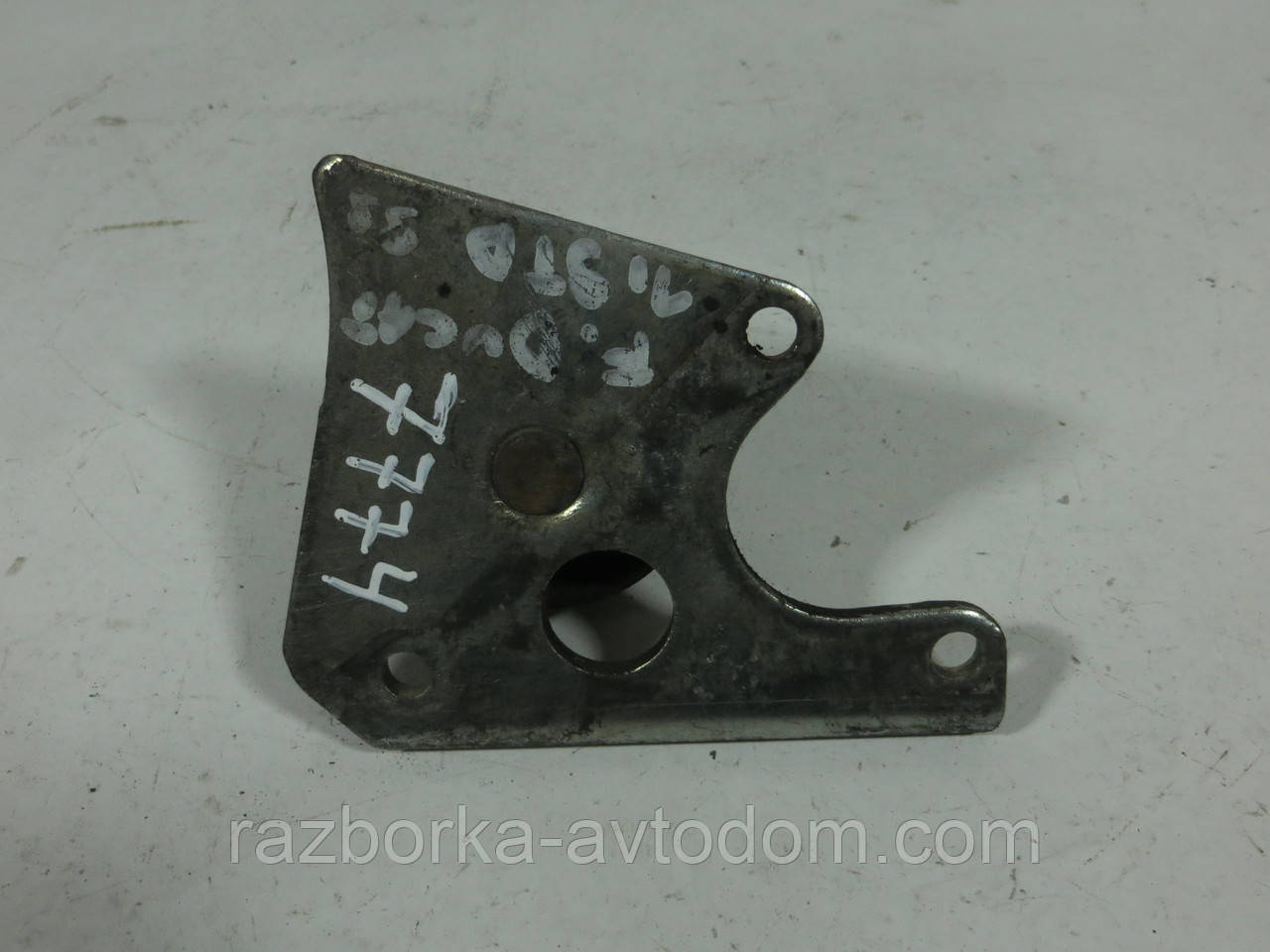 Ролик генератора натяжний 1.9D, 1.9TD FIAT DUCATO, PEUGEOT BOXER, CITROEN JUMPER (1994-2002) ОЕ: 337124B OE 532002210