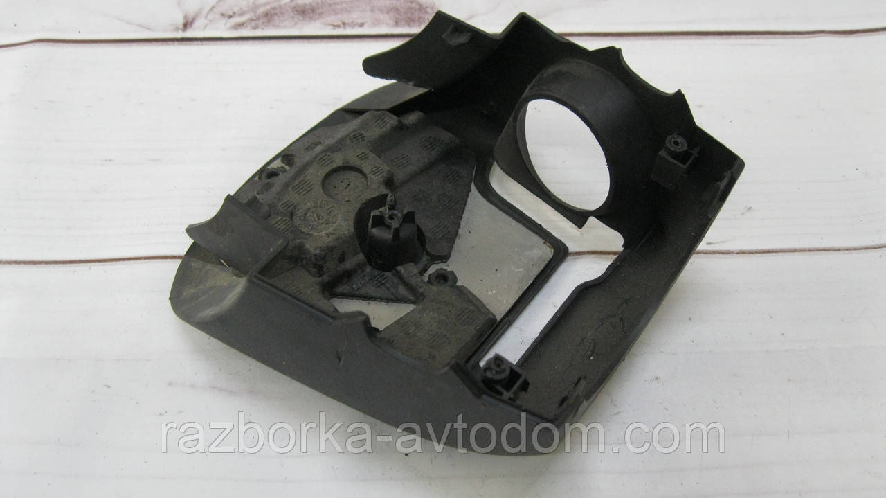 Кожух кермової колонки Opel Corsa C (2000-2012) OE:13107524