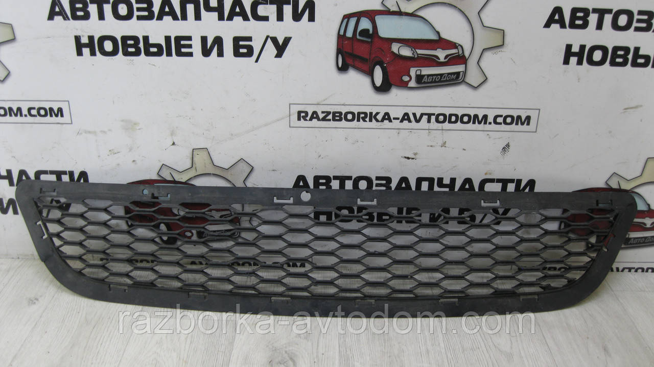 Решітка бампера переднього Dodge Journey (2008-), OE: 4011070029AC
