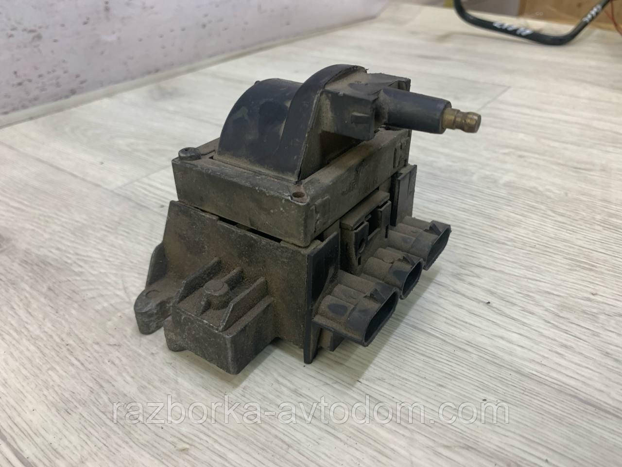 Котушка запалювання Renault 19 Renault 21, Megane 1, Master 1 ОЕ:7700722070, S10202003B