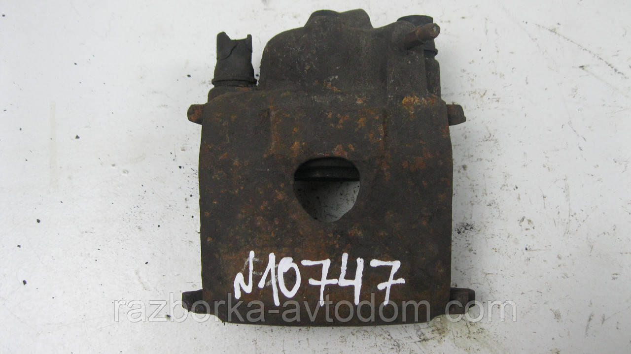 Суппорт передній лівий VW Passat B3 (1988-1993), Seat Cordoba (1993-2002), Golf 3 (1991-1998) OE:171615123B
