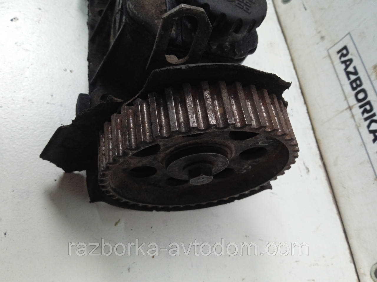 Постіль розподівала (ГБЦ) Opel Vectra (1989-1994), Astra F (1991-1998) Kadett 1.7D OE:90273944