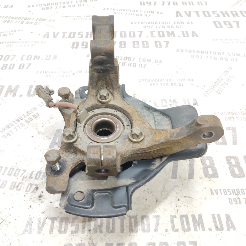 Цапфа Opel Astra G (97-09) 2.0 дизель передня права