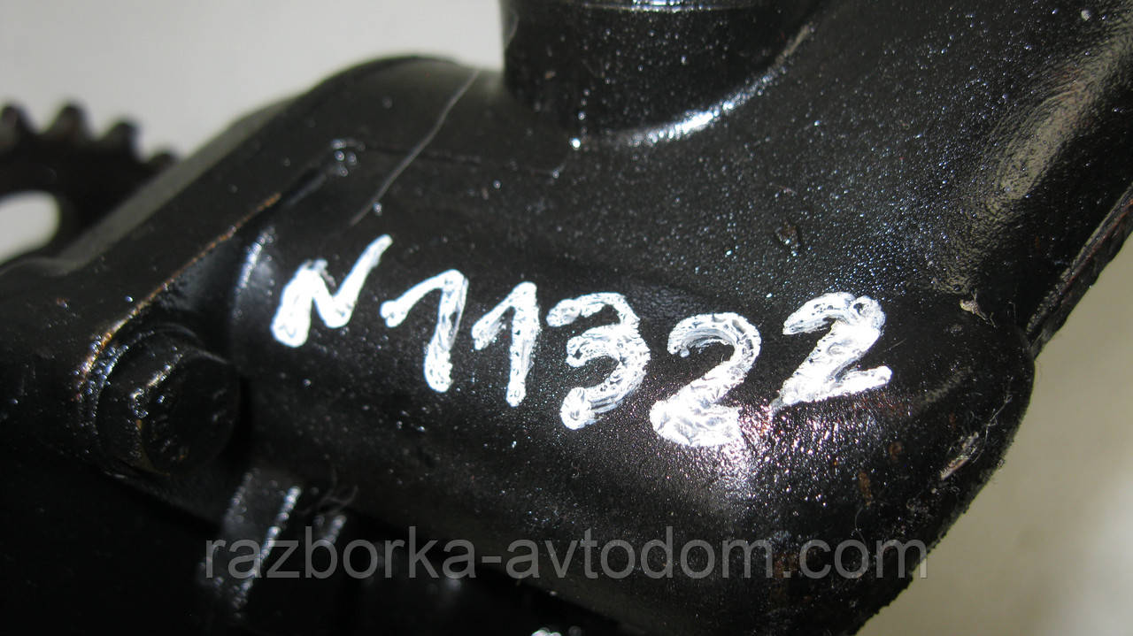 Оливний насос Mercedes W202 (1993-2000), W124 (1984-1993), W210 (1995-2003) 1.8 OE: 1111810120