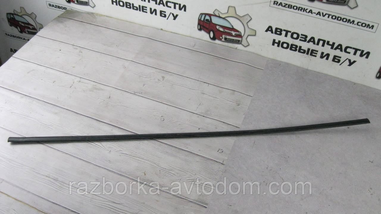 Молдинг накладка скла дверей задньої правої (зовнішня) Opel Zafira A (99-05) OE:009153542, 9153542