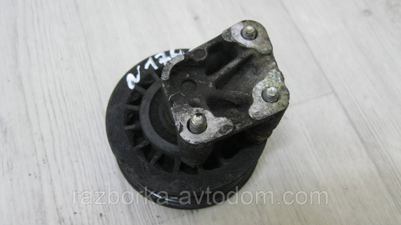 Кронштейн кріплення натяжного ролика генератора Mercedes Sprinter (1995-2000) A6012020640, 6012020640