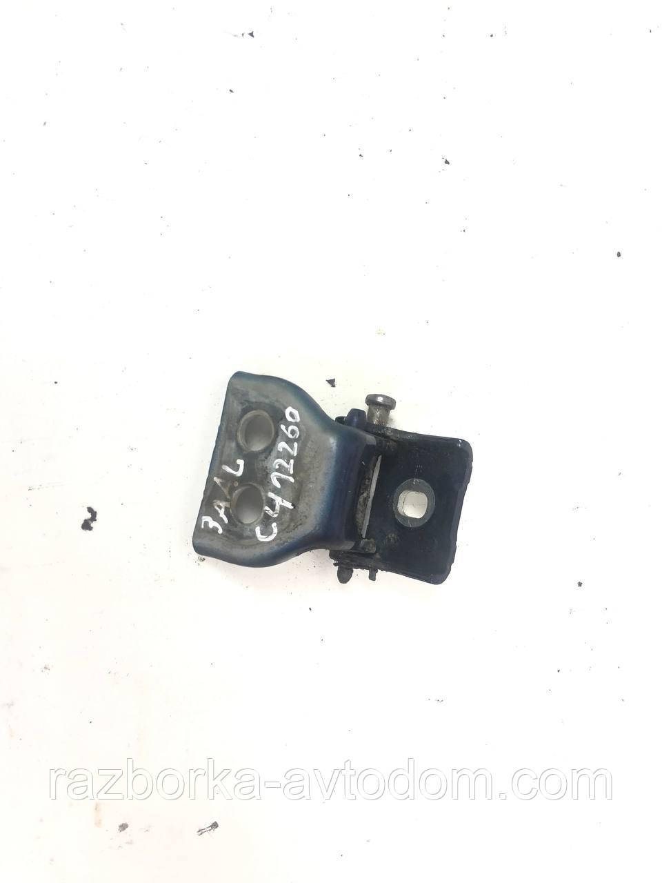 Петля задніх дверей ліва верхня Citroen C4 (04-08) OE: 903798