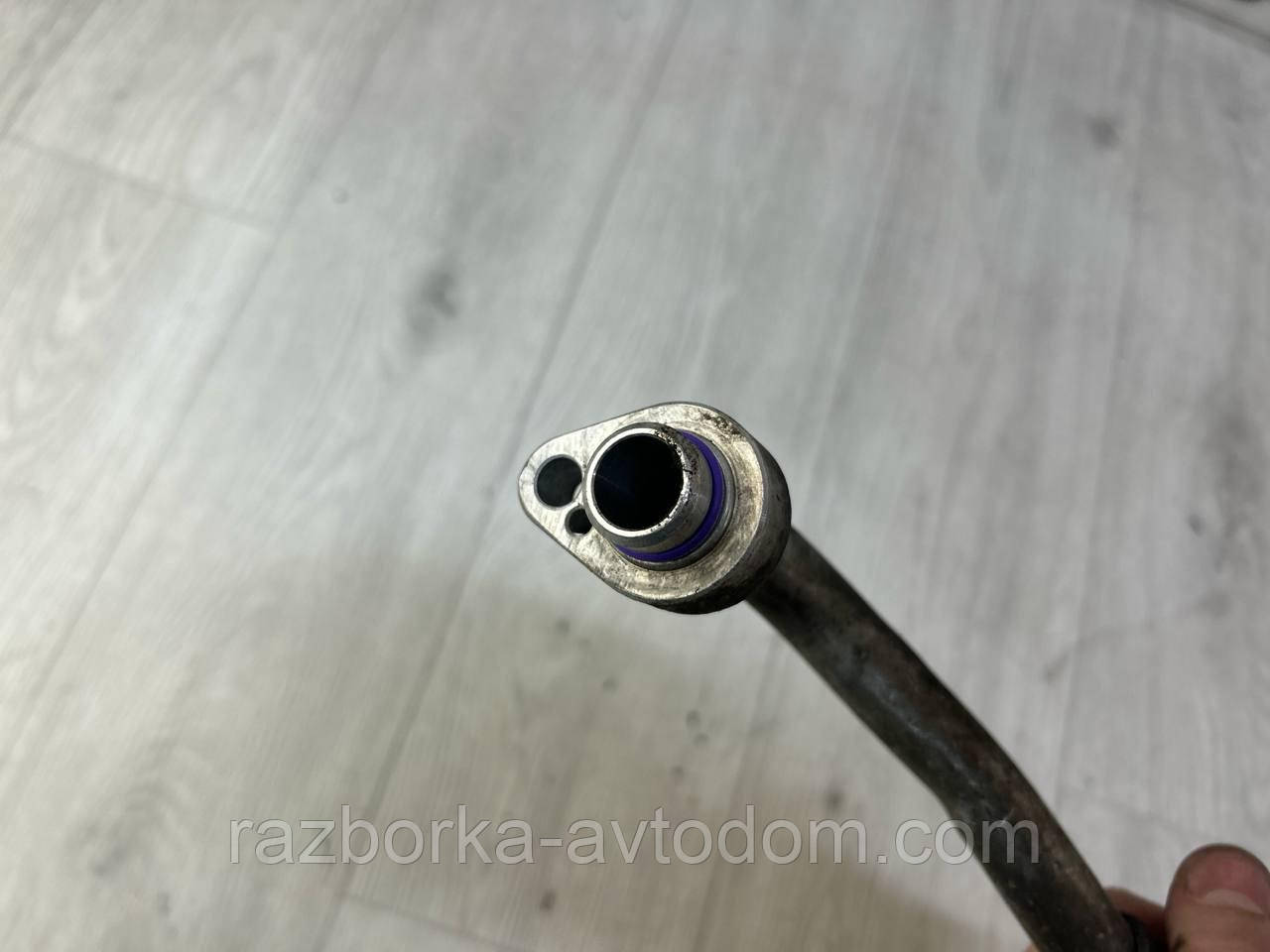Трубка кондиціонера 1,9TD, 2.0TD Skoda Superb 1, VW Passat B5 OE:3b1260740a