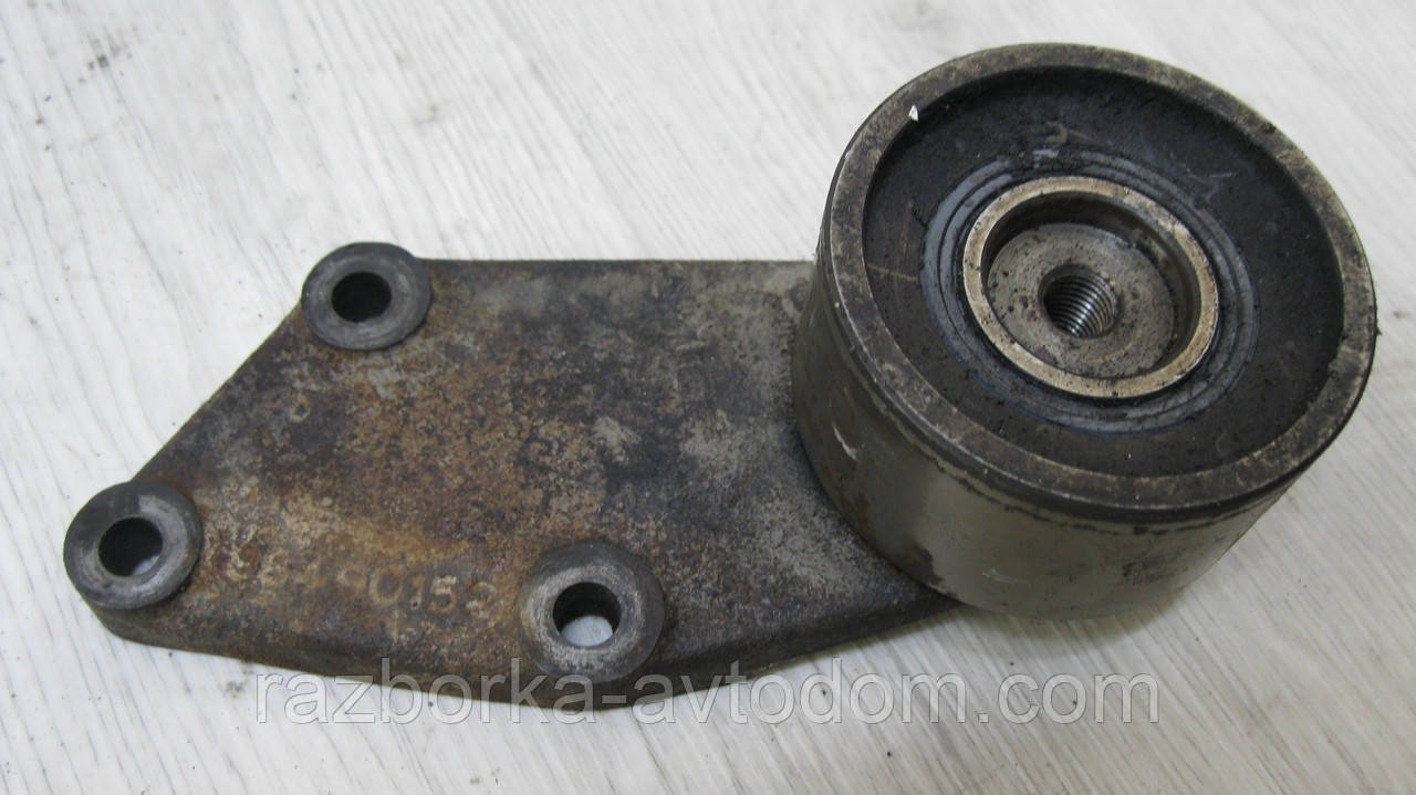 Кронштейн кріплення ролика ГРМ Fiat Ducato 230 (1994-2002), Renault Master II (1998-2003) 98490152, 500327941