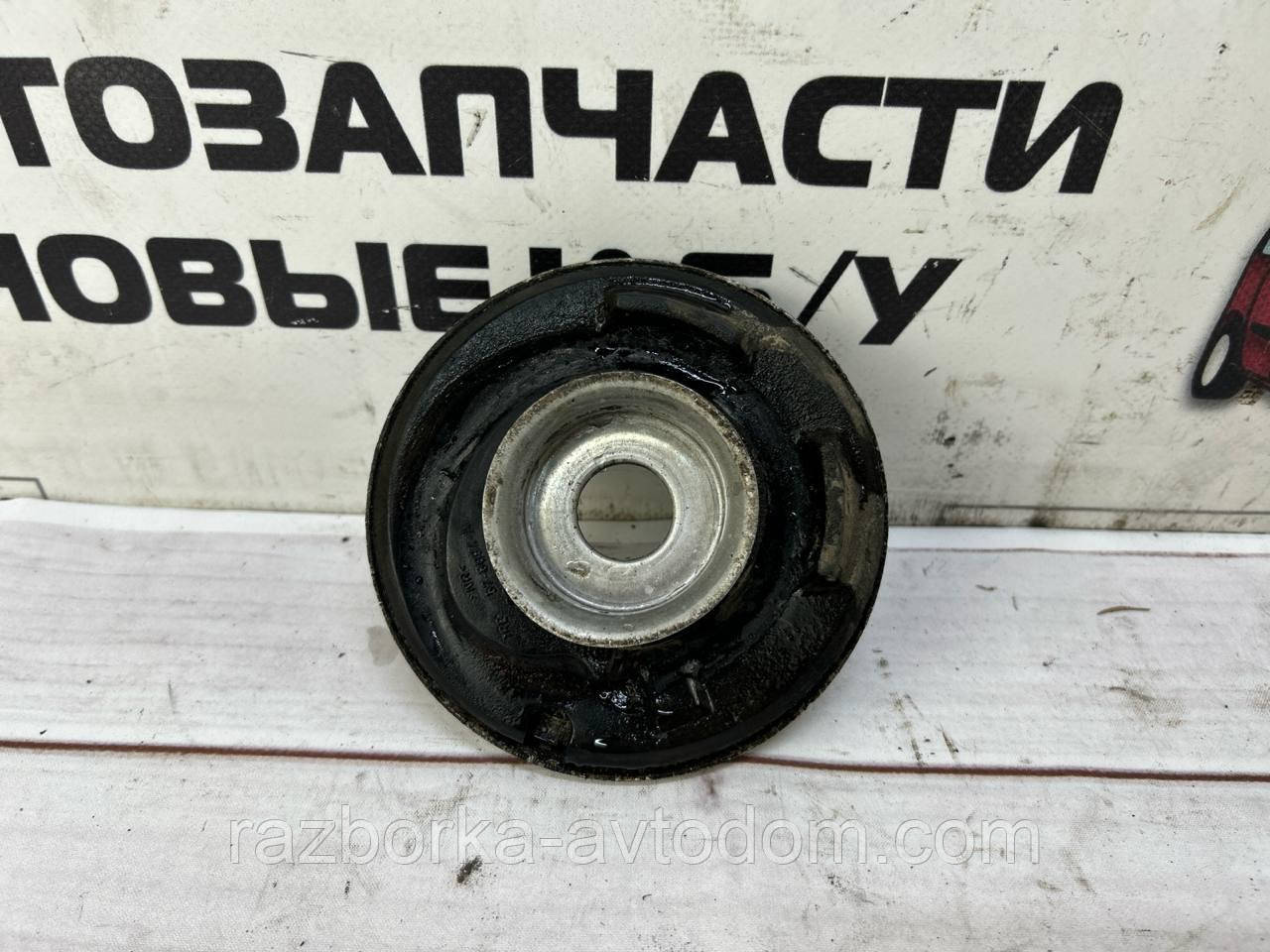 Опора тарілки амортизатора переднього з гумкою VW Passat B5 (96-05) OE: 8d0412109d, 8D0412065 фото 2