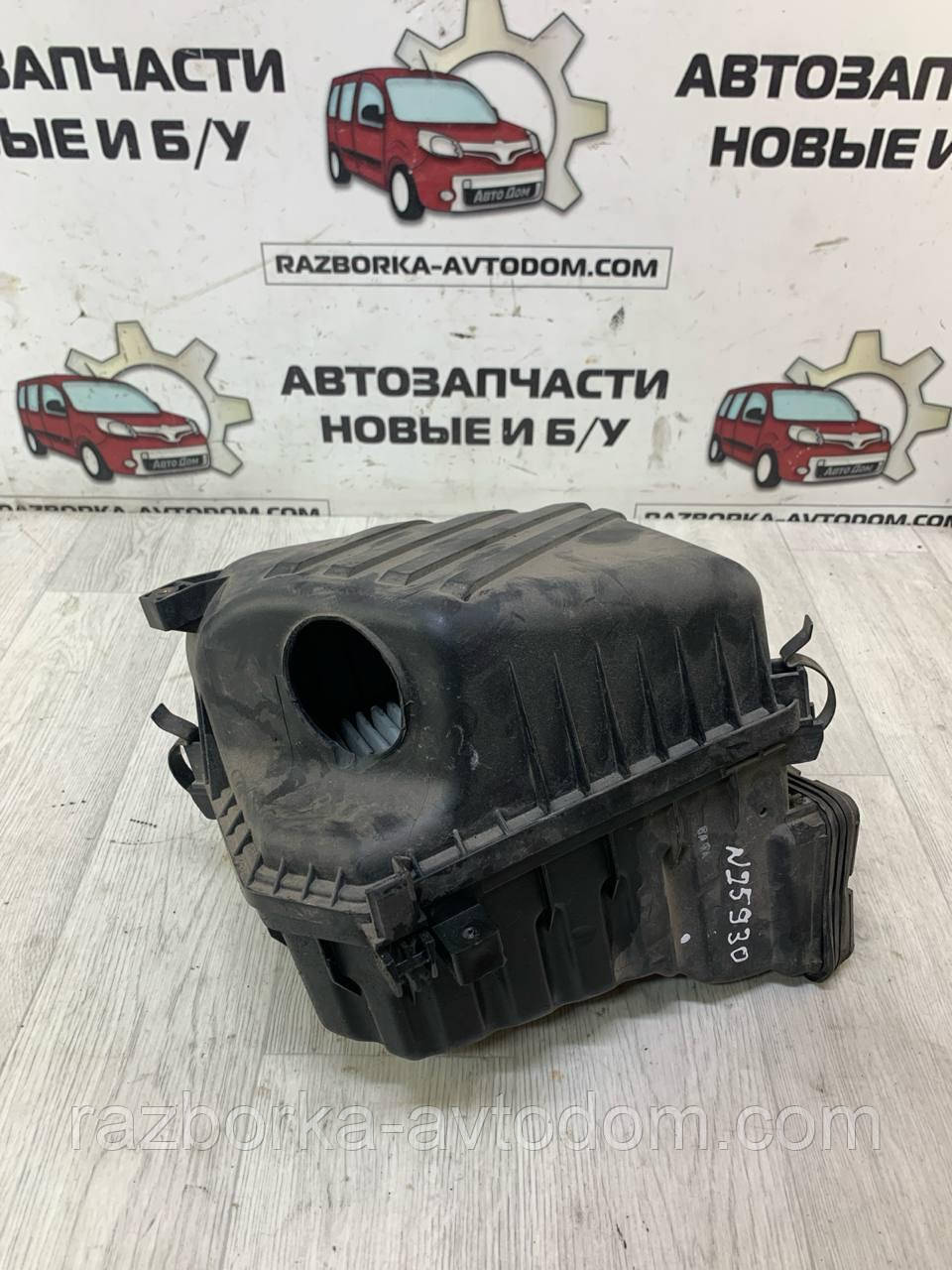 Корпус повітряного фільтра Kia Cerato (2006-2009), OE:281102F800 ДЕФЕКТ: обламано шийкою