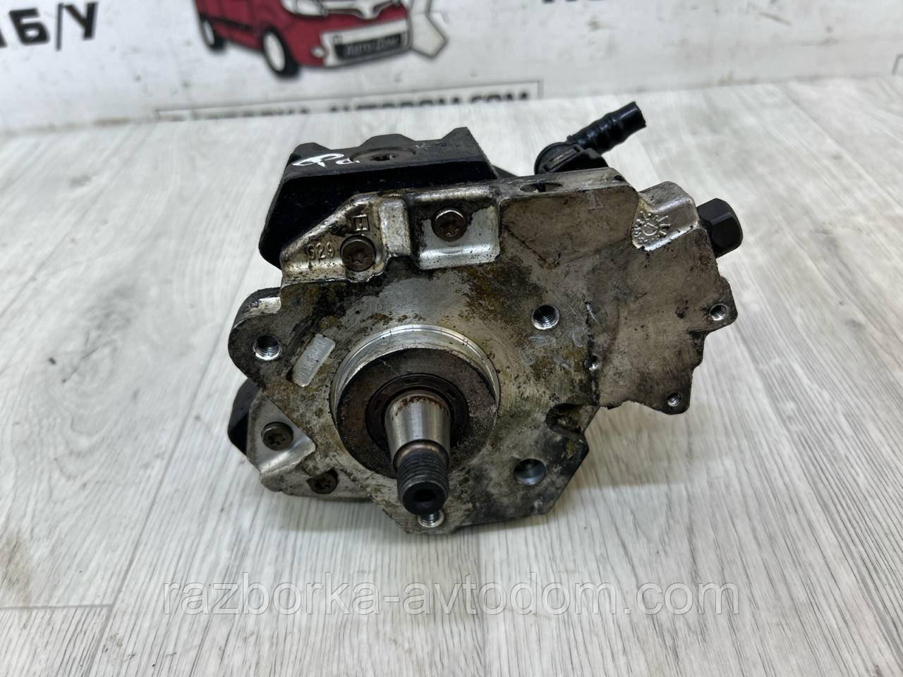 Паливний насос високого тиску (ТНВД) 1.6HDI Peugeot 407 (04-09), 307 (04-09), Citroen C4 Picasso (05-10), Berlingo (04-11).