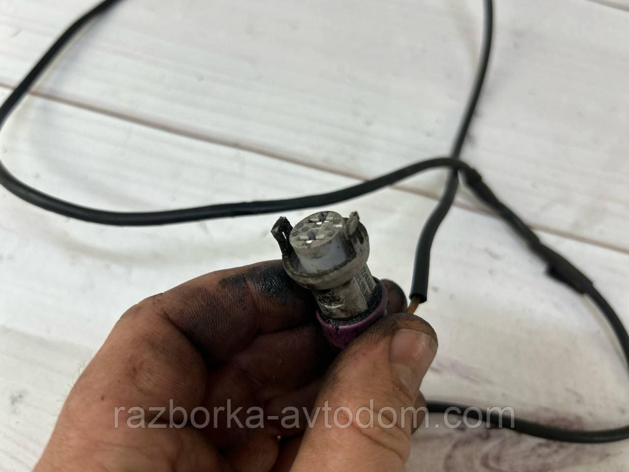 Дріт, фішка, роз'єм покажчика поворотника VW Passat B5 (96-00) OE: 013971955