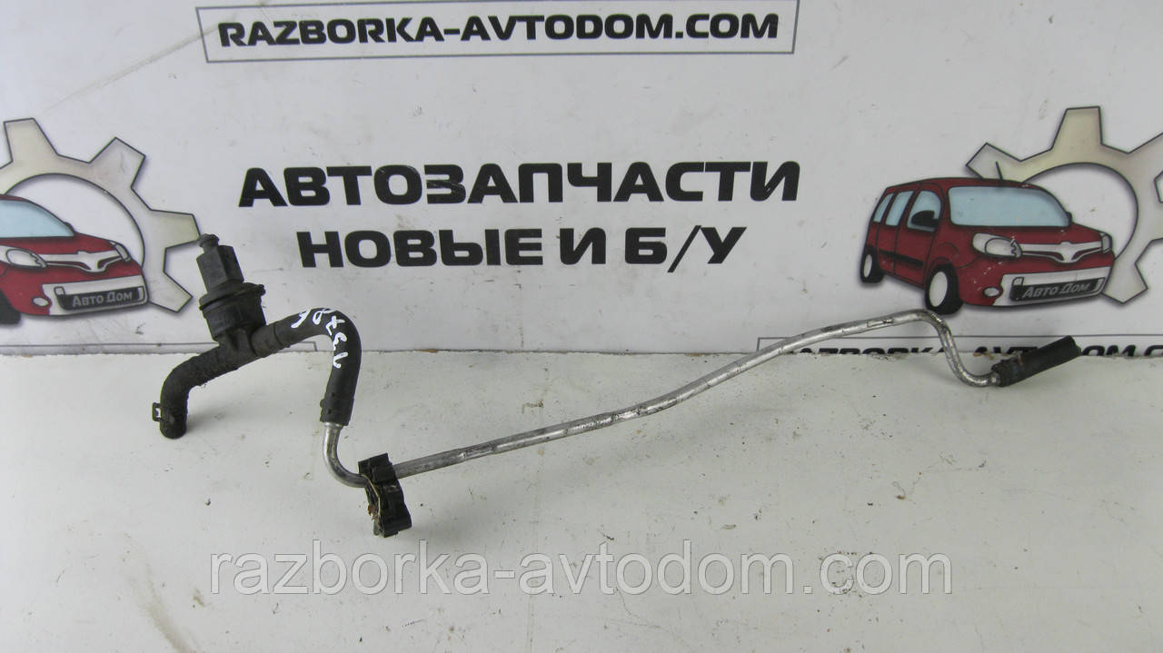 Датчик температури палива з трубкою VW Touran (03-10) OE:038906081B