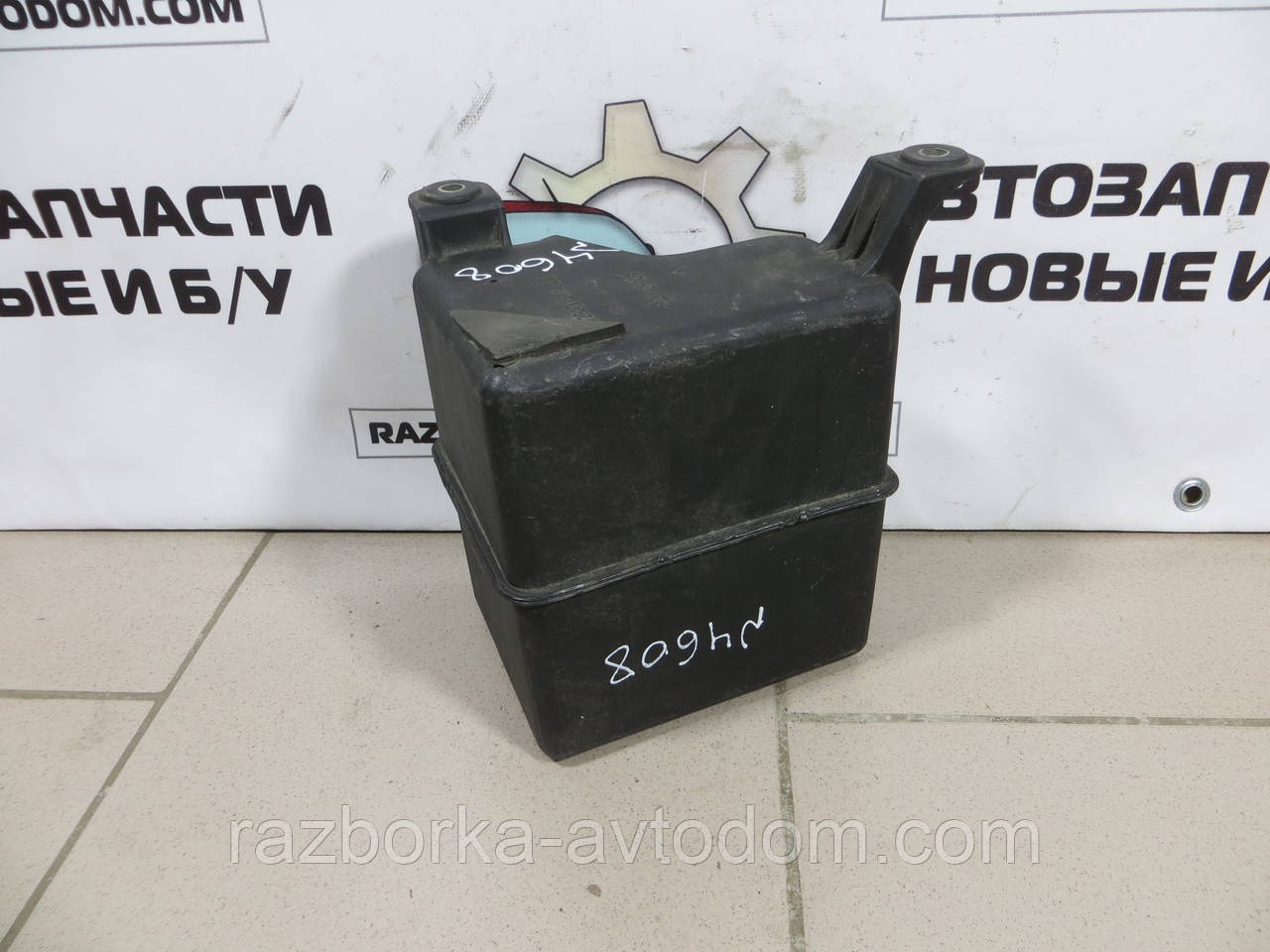 Резонатор повітряного фільтра Hyundai H1 (1997-2007) 2.5TD OE: 28231-4A002