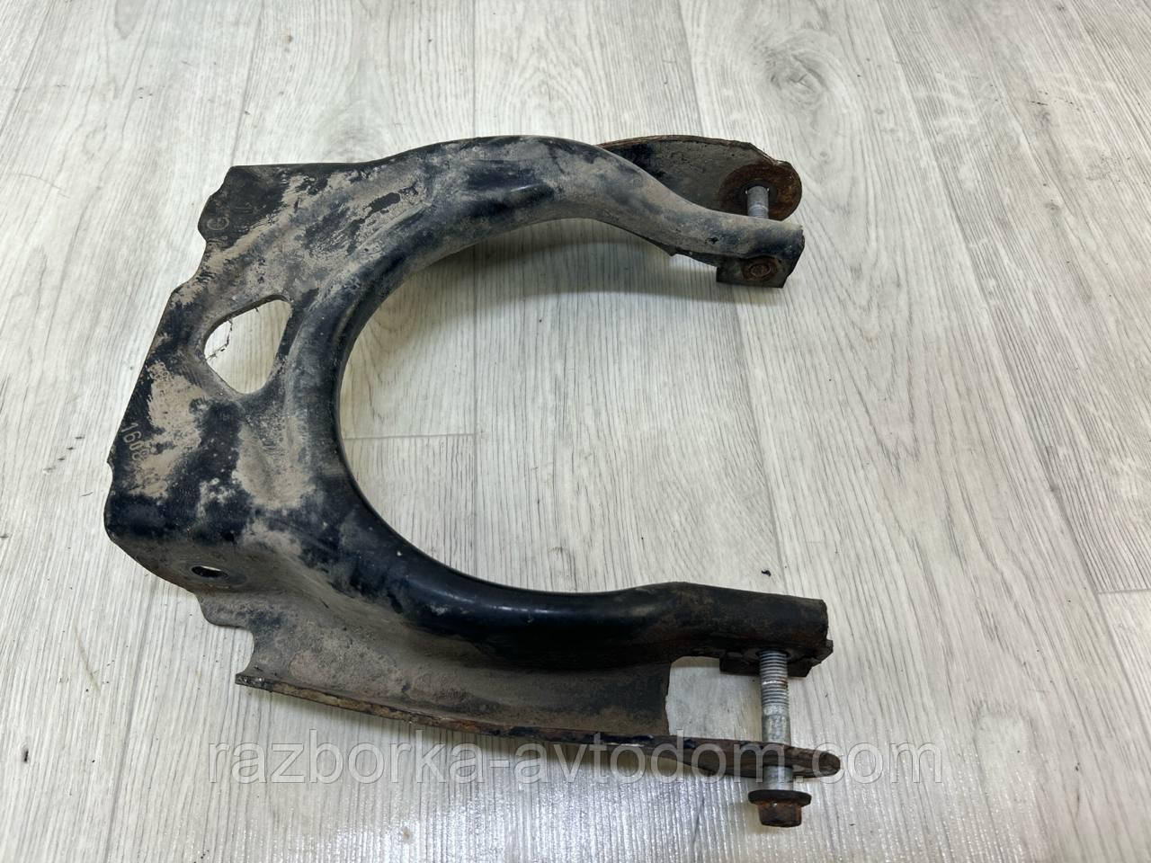 Важіль передній правий (верхній) Peugeot 407 (04-11), Citroen C5 (08-) OE:3520N8