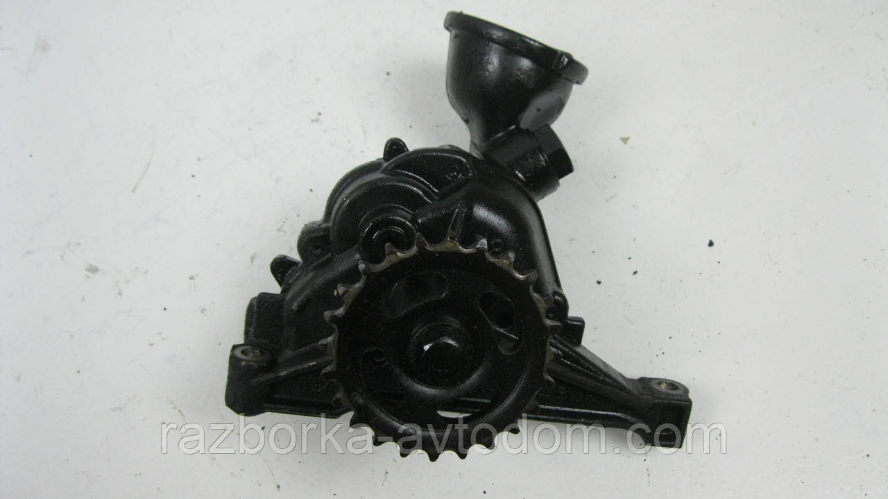 Оливний насос Mercedes W202 (1993-2000), W124 (1984-1993), W210 (1995-2003) 1.8 OE: 1111810120 фото 2