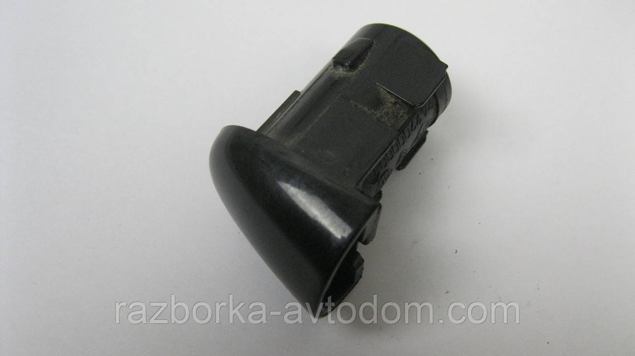 Накладка ручки зовнішніх дверей Renault Megane 2 (2003-2009) OE:242200000
