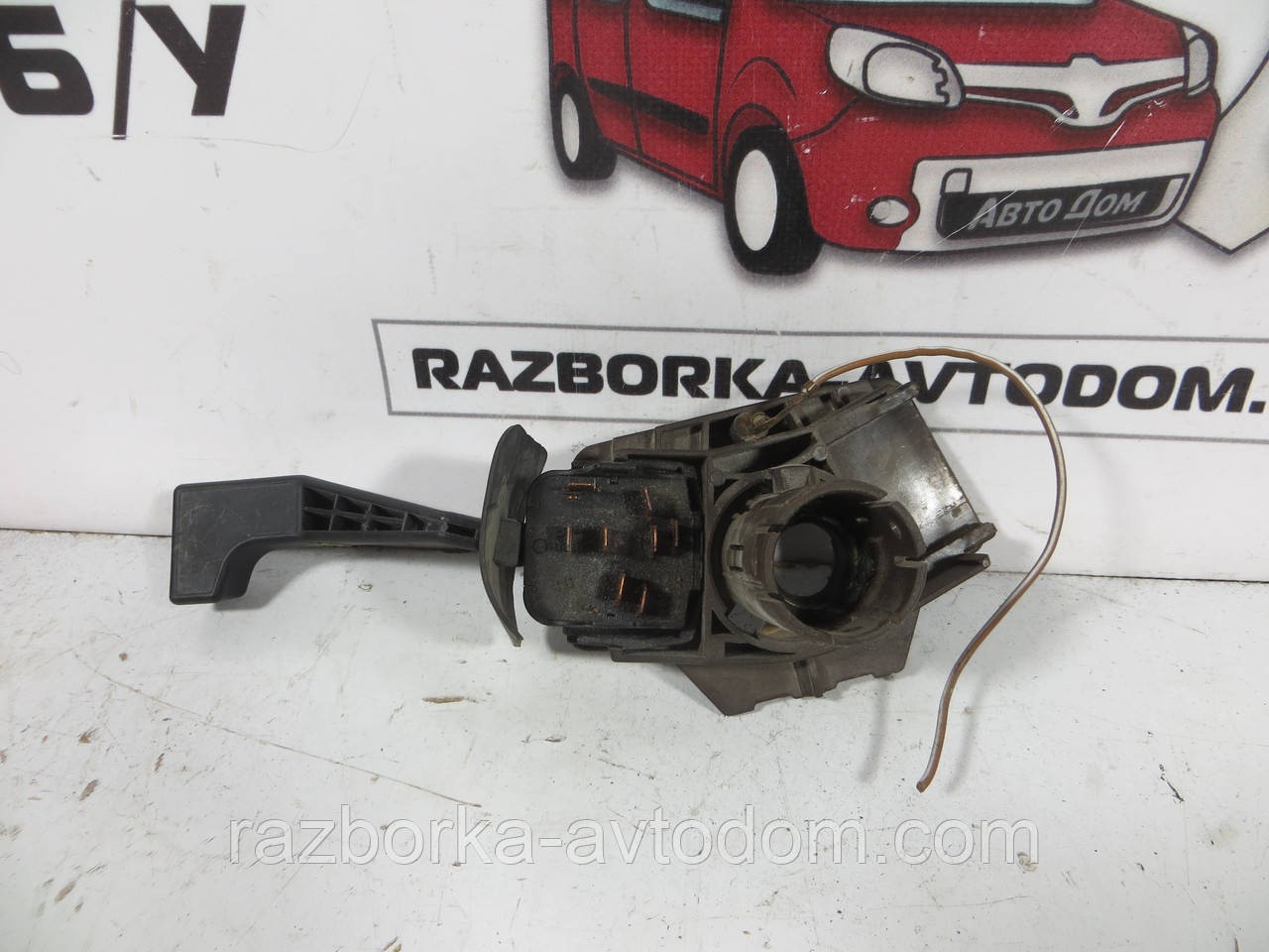 Підрульовий перемикач правий Opel Astra F OEM 90221175