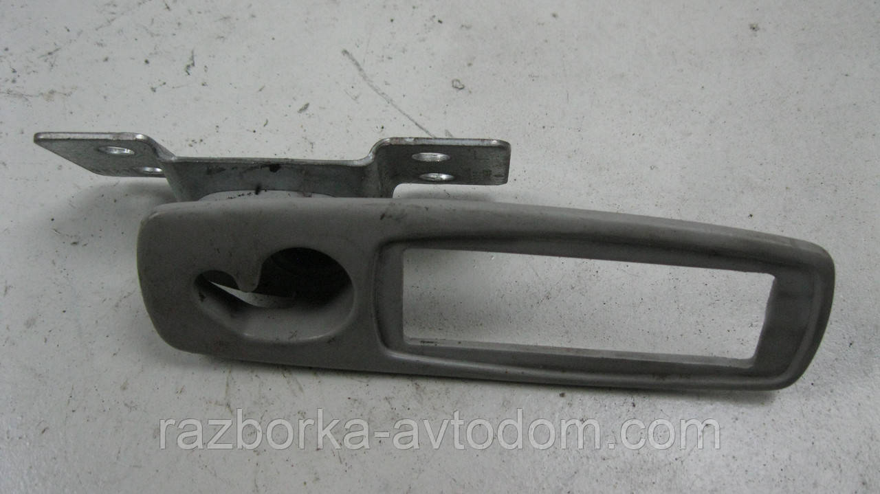 Кронштейн салону VW Passat B5 (1997-2000) OE:3B9861821J